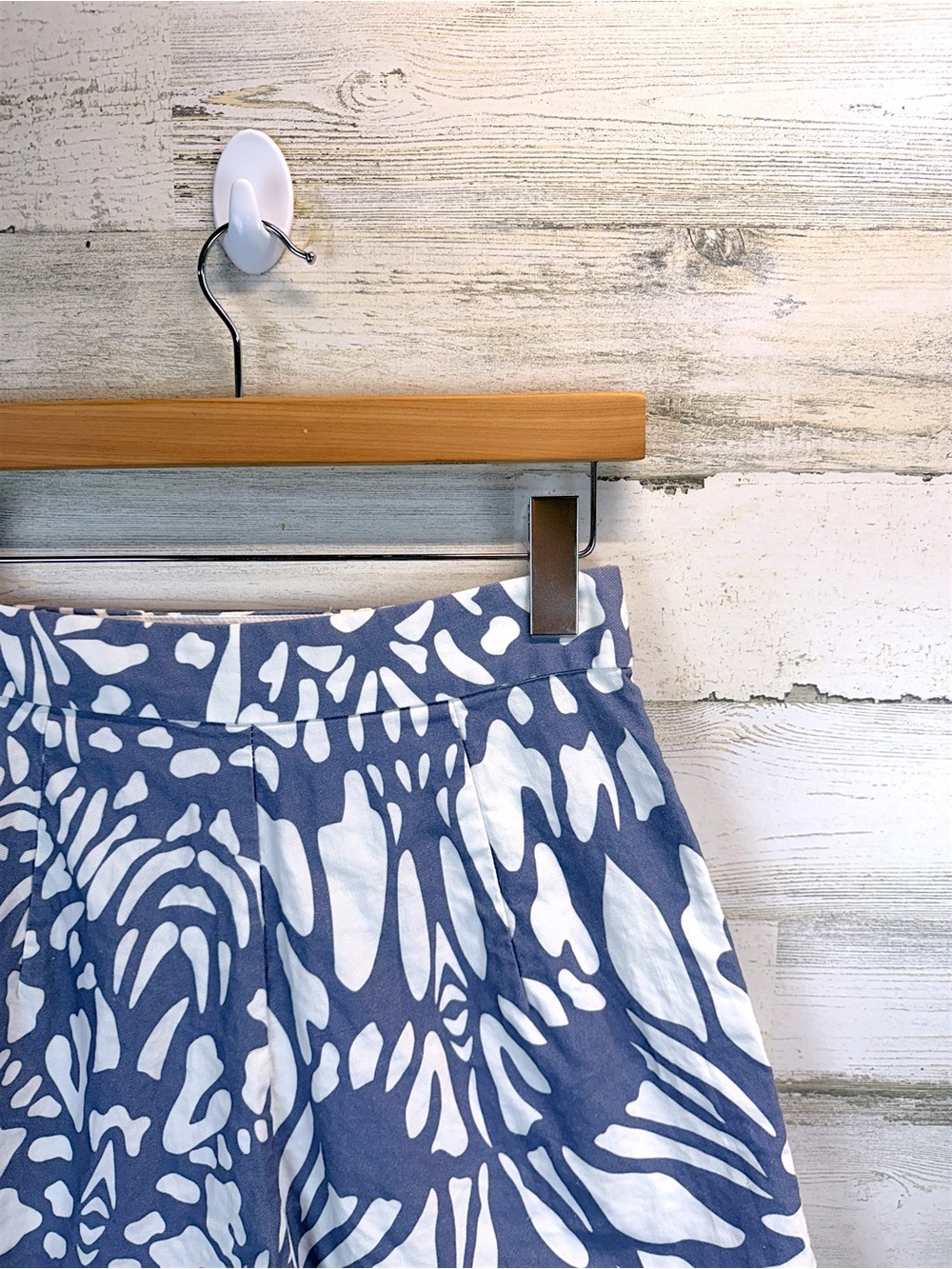 Anthropologie OhSevenDays Poche High Rise Linen Blend Printed Shorts Medium - Picture 10 of 14